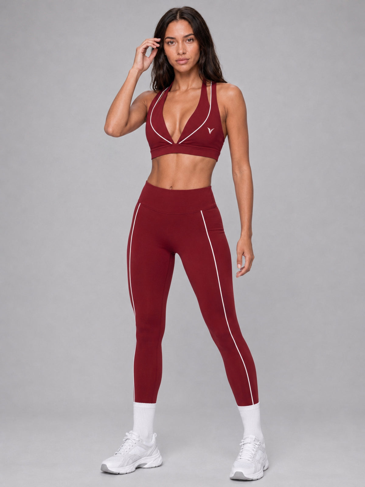 VELYRA SIGNATURE PLUNGE SPORTS BRA