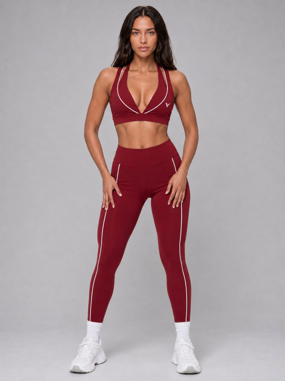 VELYRA SIGNATURE PLUNGE SPORTS BRA